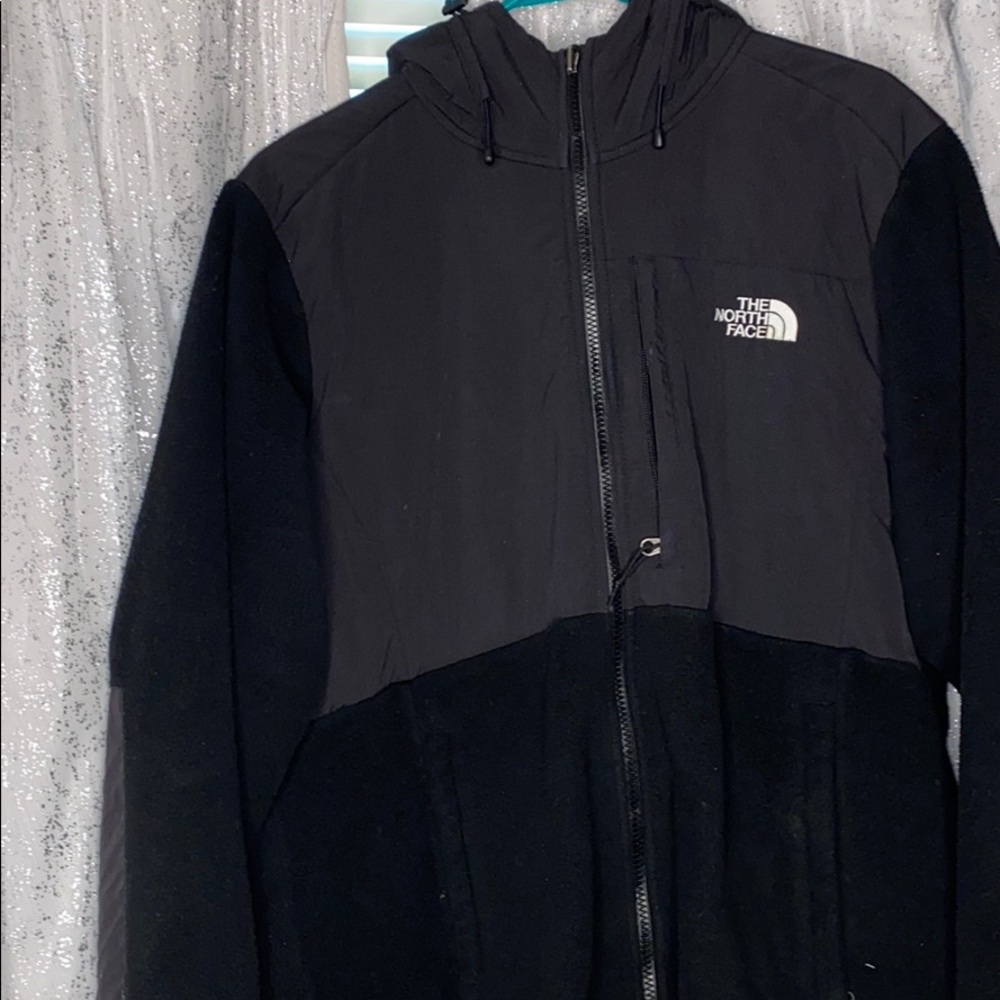 AUTHENTIC North face fleece jacket
